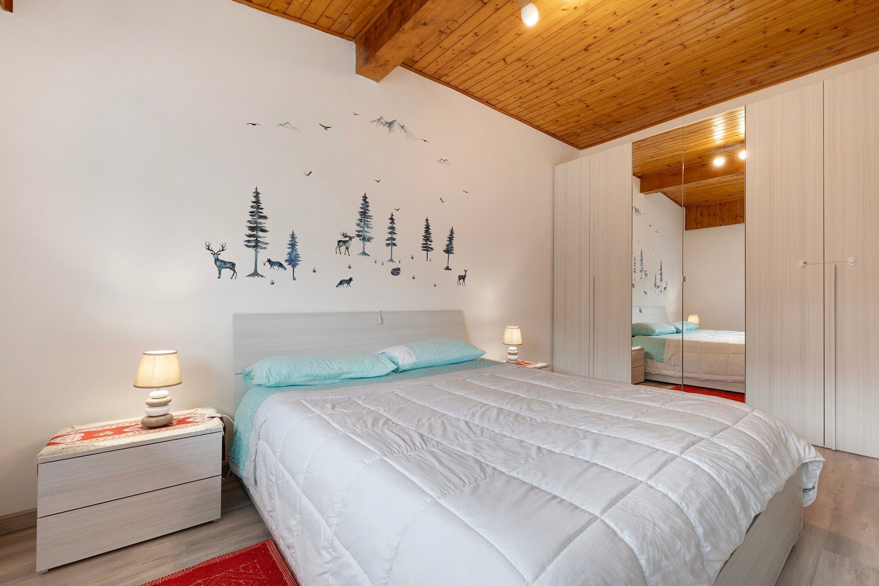 2 chambres, Wi-Fi gratuit, draps fournis