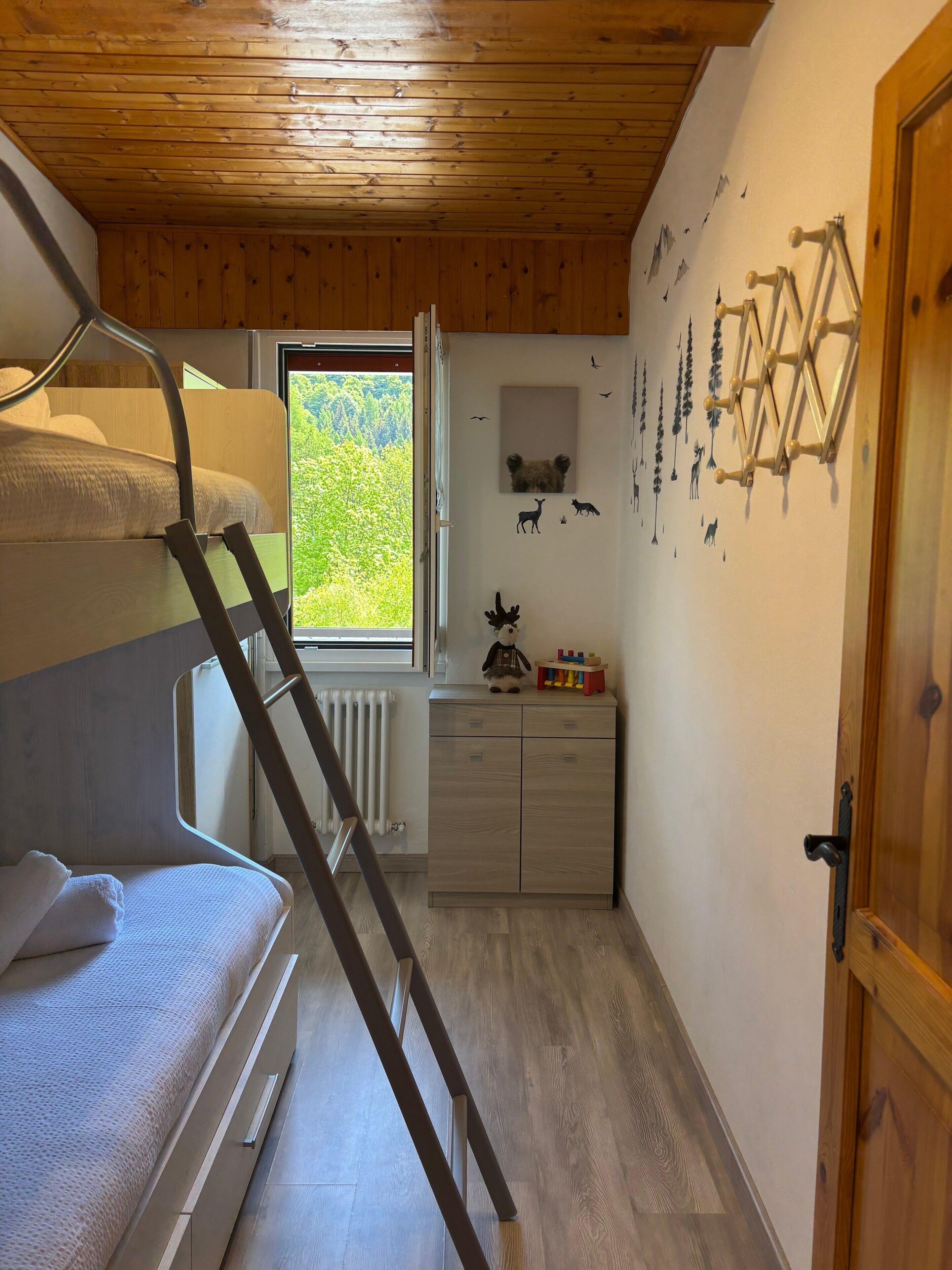 2 chambres, Wi-Fi gratuit, draps fournis