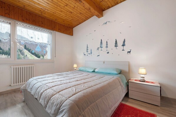 2 bedrooms, free WiFi, bed sheets