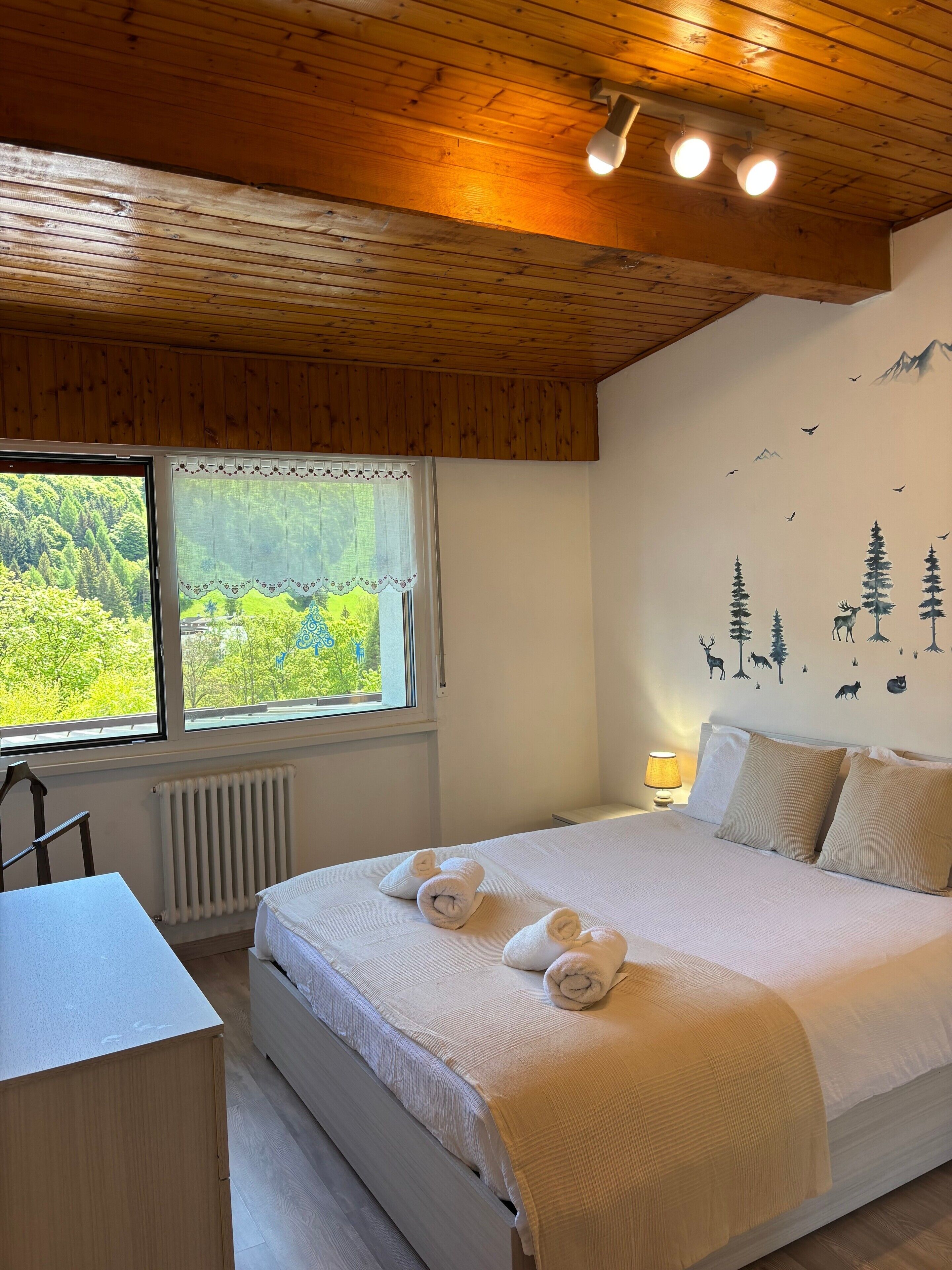 2 bedrooms, free WiFi, bed sheets