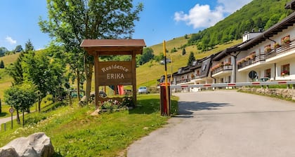 San Valentino Lodge: Panoramic Mountain Views, Nature & Covered Parking