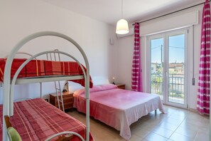 1 bedroom, iron/ironing board, free WiFi, bed sheets