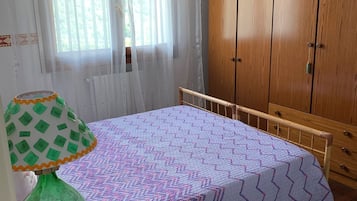 2 camere, ferro/asse da stiro, Wi-Fi gratuito, lenzuola