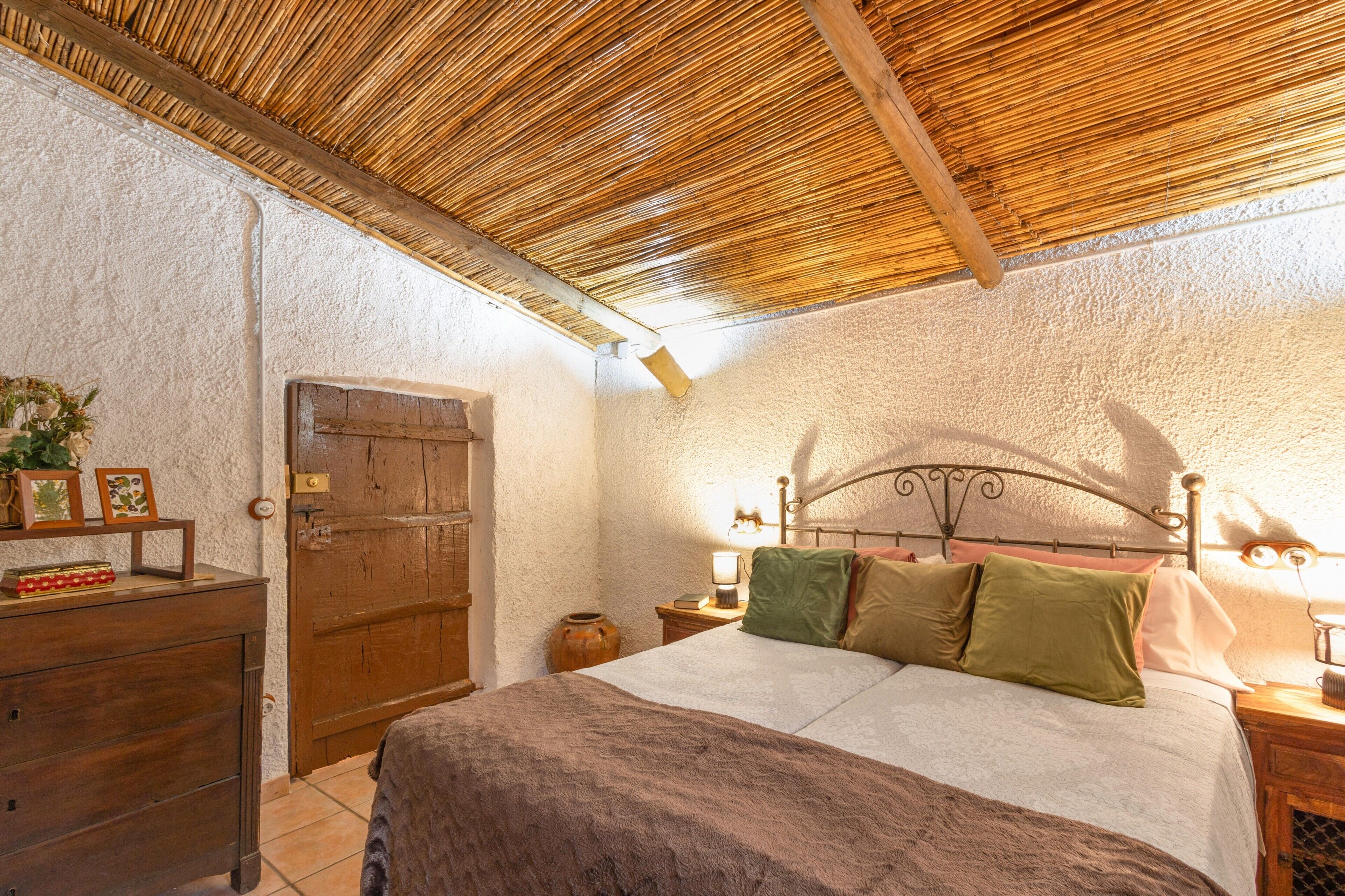 4 間睡房、免費 Wi-Fi、床單