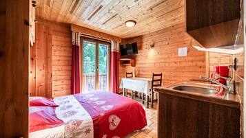 1 chambre, Wi-Fi gratuit, draps fournis