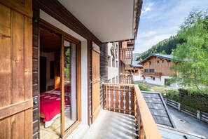 Property grounds - Studio Apartment 'Le Cabri - 2 Pers' with Mountain View, Balcony and Wi-Fi (Châtel)