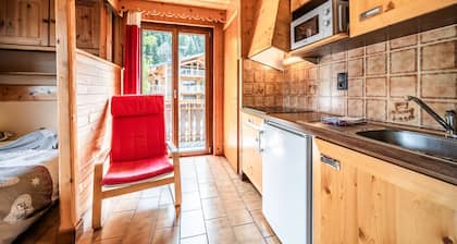 Appartement 'Le Groomy - 5 Pers' avec vue sur les montagnes, balcon et Wi-Fi