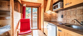 Apartment 'Le Groomy - 5 Pers' with Mountain View, Balcony and Wi-Fi