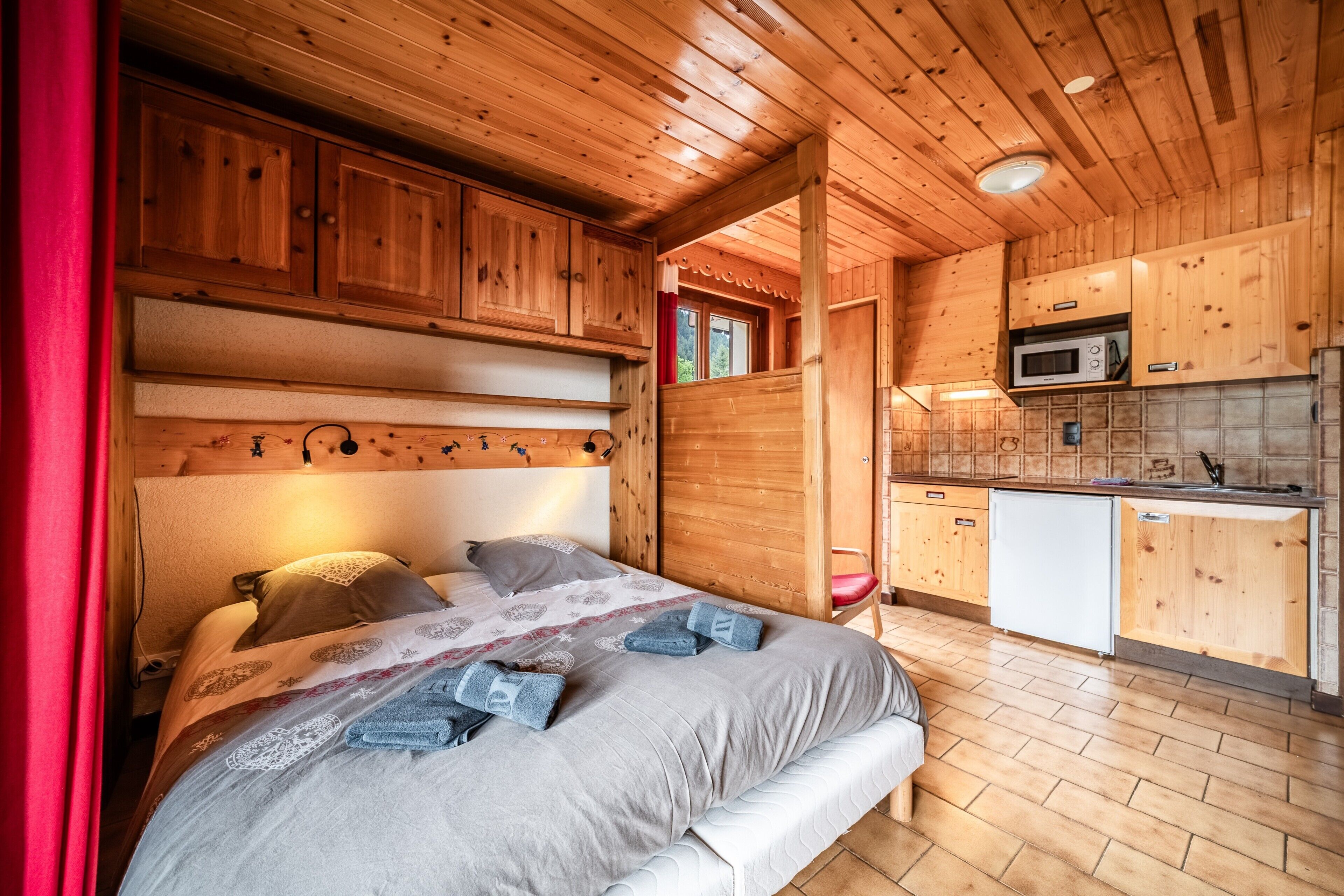 2 camere, Wi-Fi gratuito, lenzuola