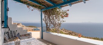 Holiday Home 'Mesaria' with Sea View, Wi-Fi and Air Conditioning