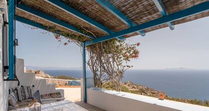 Holiday Home 'Mesaria' with Sea View, Wi-Fi and Air Conditioning