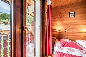 2 quartos, Wi-Fi de cortesia, roupa de cama