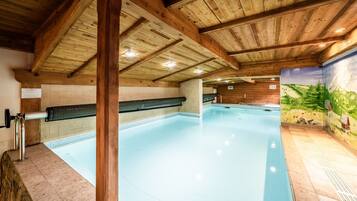 Piscine couverte, piscine chauffée