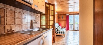 Apartment 'La Flèche De Vermeil - 6 Pers' with Mountain View, Balcony and Wi-Fi