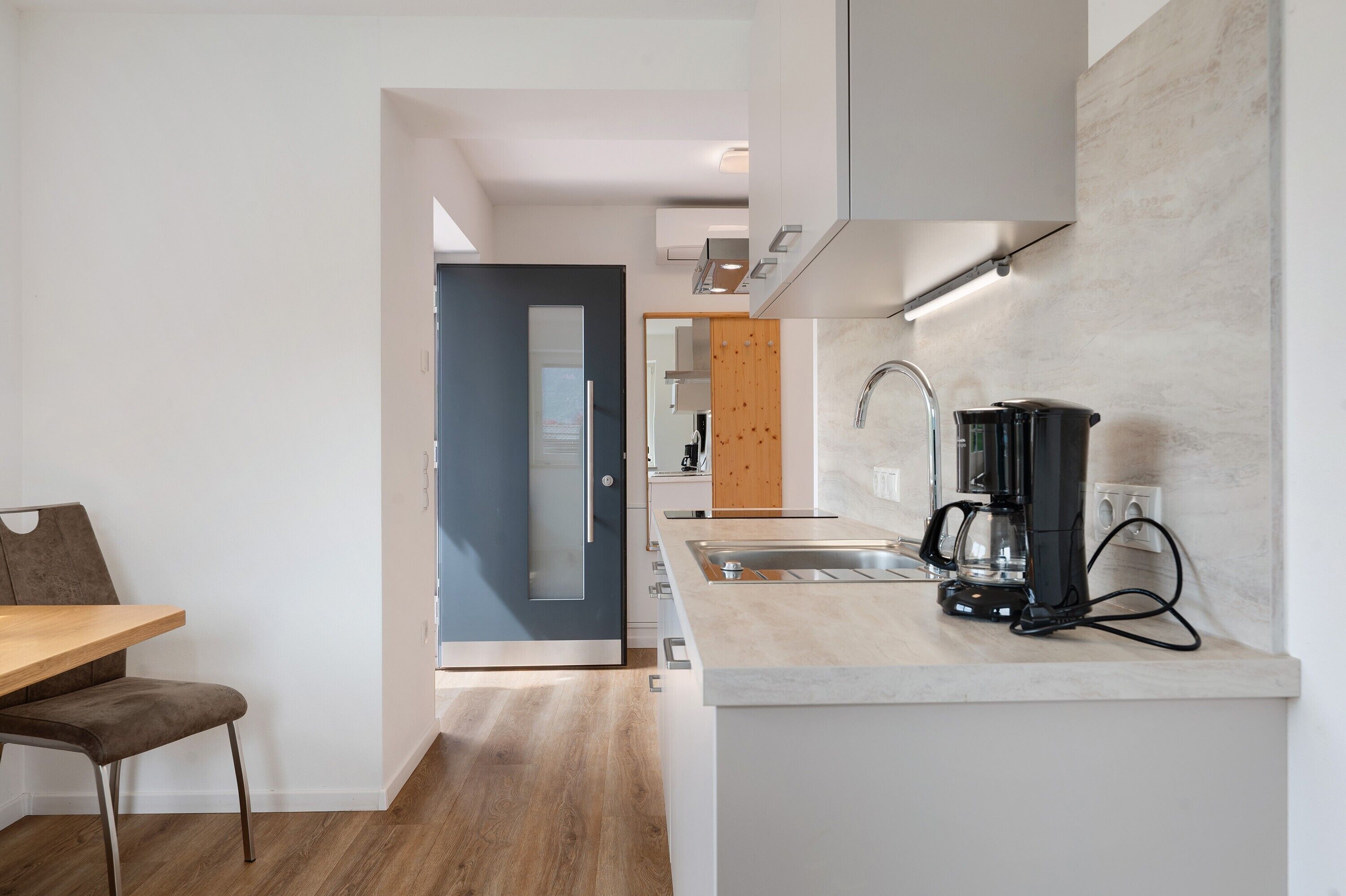 Kühlschrank, Herdplatte, Geschirrspüler