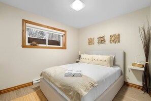 5 bedrooms, iron/ironing board, travel cot, free WiFi