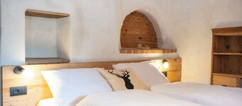 Appartement "Peintner" avec vue sur les montagnes, terrasse partagée et Wi-Fi