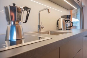 Fridge, oven, stovetop, dishwasher - Apartment 'Peunt' with Mountain View, Shared Terrace and Wi-Fi (Percha BZ)