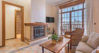 Holiday Home 'León' with Private Terrace, Wi-Fi and Air Conditioning