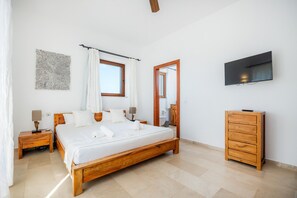 5 bedrooms, iron/ironing board, free WiFi, bed sheets