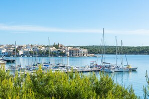 Marina - Apartment 'Llevant' with Sea View, Wi-Fi and Air Conditioning (Portocolom)