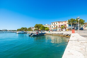 Marina - Apartment 'Llevant' with Sea View, Wi-Fi and Air Conditioning (Portocolom)