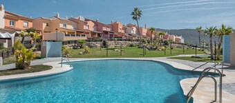 Holiday Home 'Bonita' with Sea Views, Shared Pool and Wi-Fi