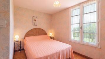 2 chambres, fer et planche Ă repasser, Wi-Fi gratuit