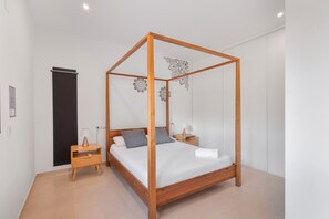 4 chambres, fer et planche à repasser, Wi-Fi gratuit, draps fournis