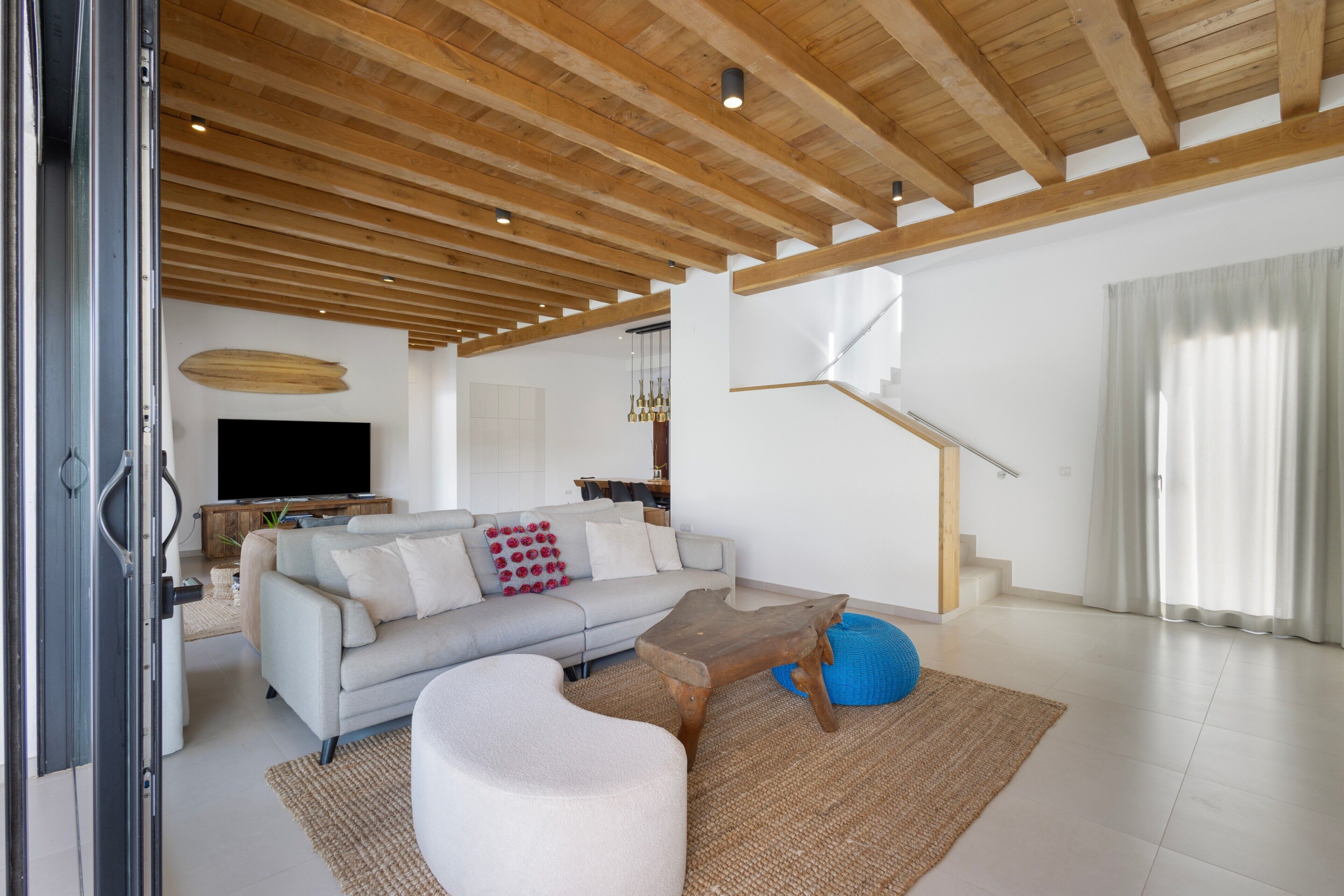 TV, fireplace, table tennis