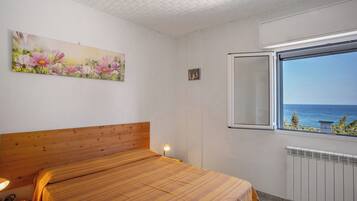 1 soverom, strykejern/-brett og wi-fi (inkludert)