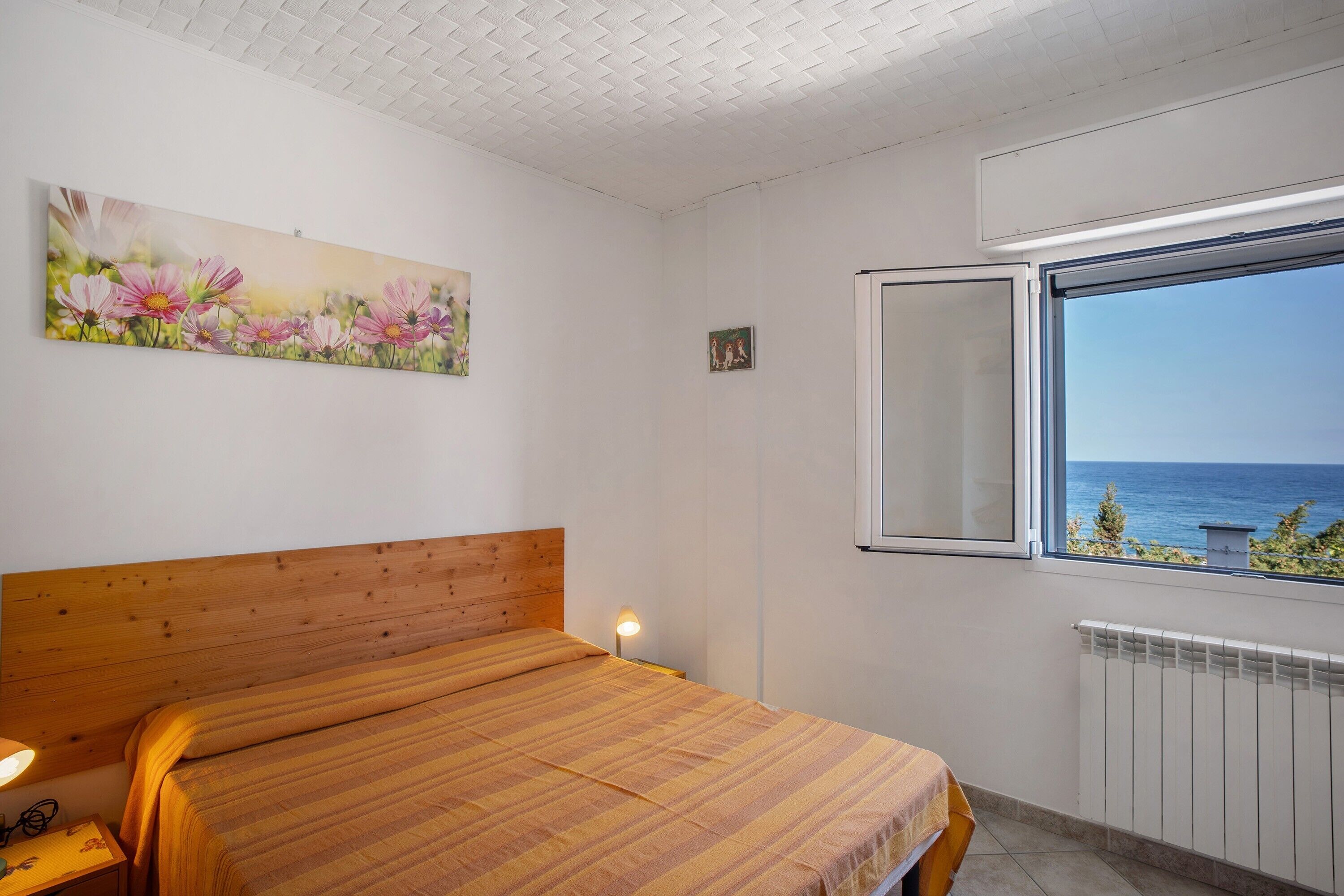 1 chambre, fer et planche à repasser, Wi-Fi gratuit