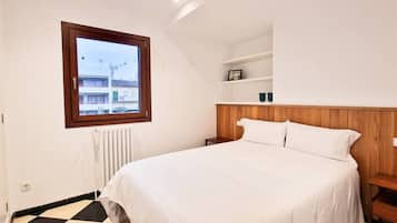 5 makuuhuonetta, silitysrauta/-lauta, ilmainen Wi-Fi, vuodevaatteet