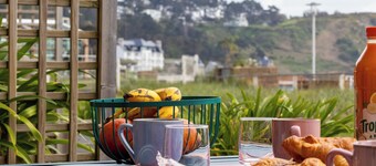 Apartment 'Les Pieds Dans L'eau' with Sea View, Private Terrace and Wi-Fi