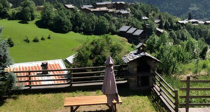 Holiday Home 'Juliette' with Private Garden, Balcony and Wi-Fi
