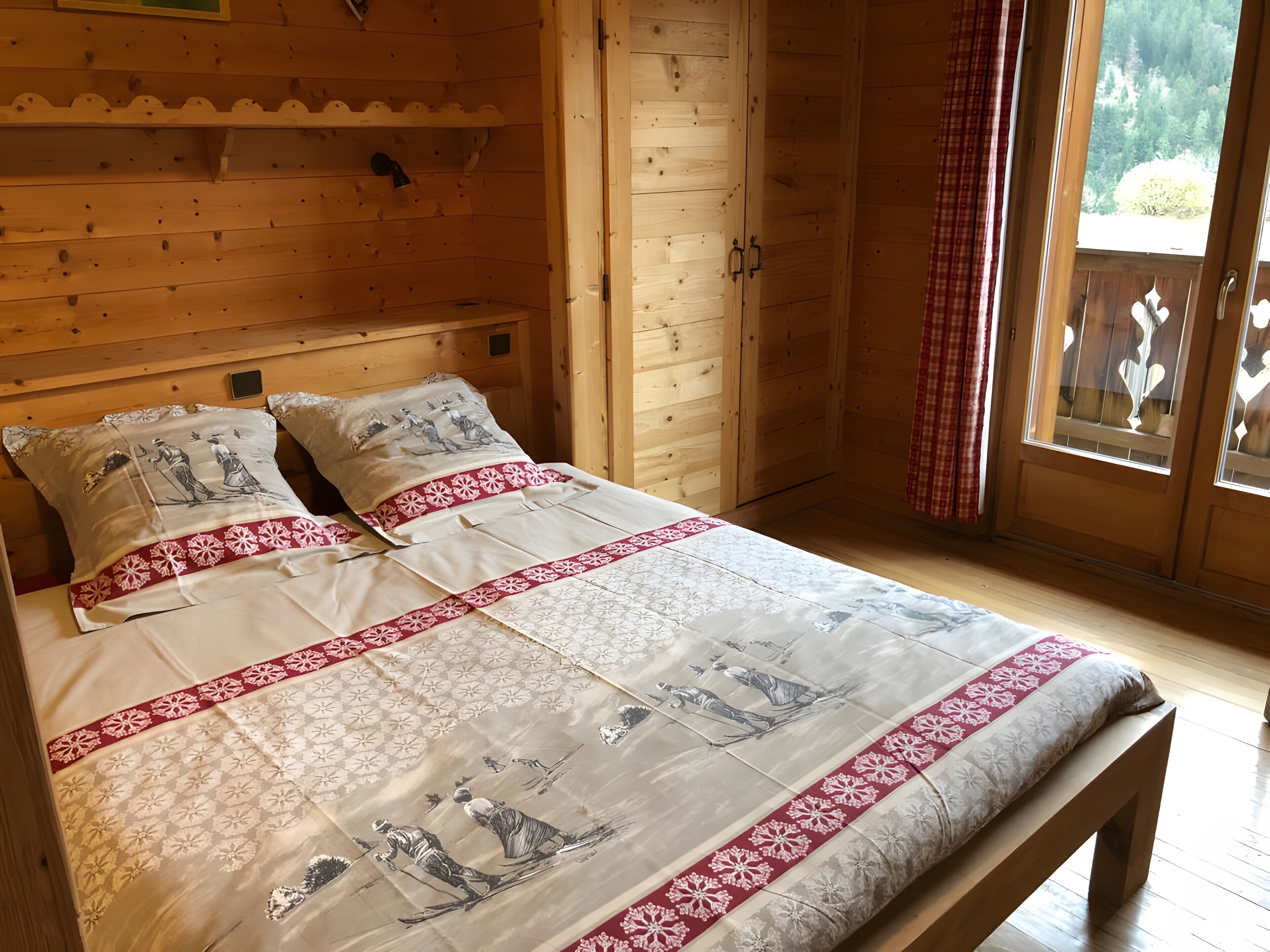 5 bedrooms, free WiFi