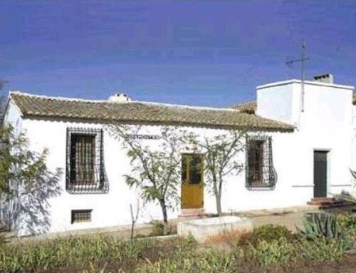 Maison de campagne "Miramontes" avec vue sur la montagne, terrasse privée et climatisation