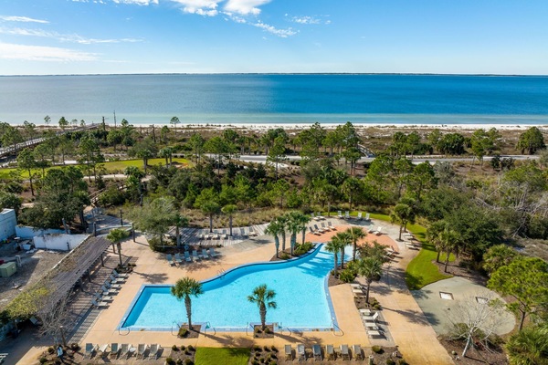 Et oppvarmet basseng