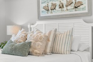 4 bedrooms, desk, iron/ironing board, travel crib
