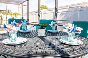 Outdoor dining