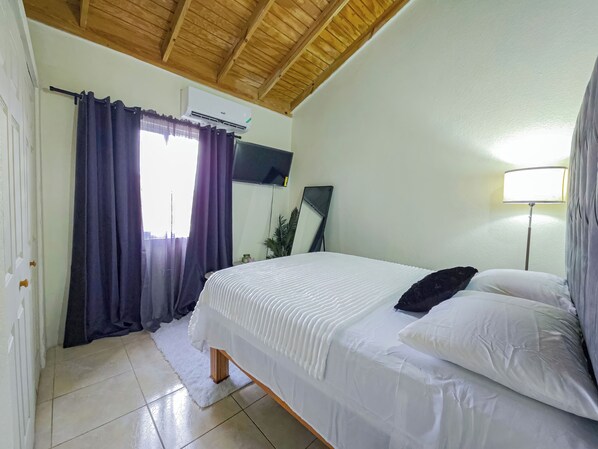 1 bedroom, iron/ironing board, WiFi, bed sheets