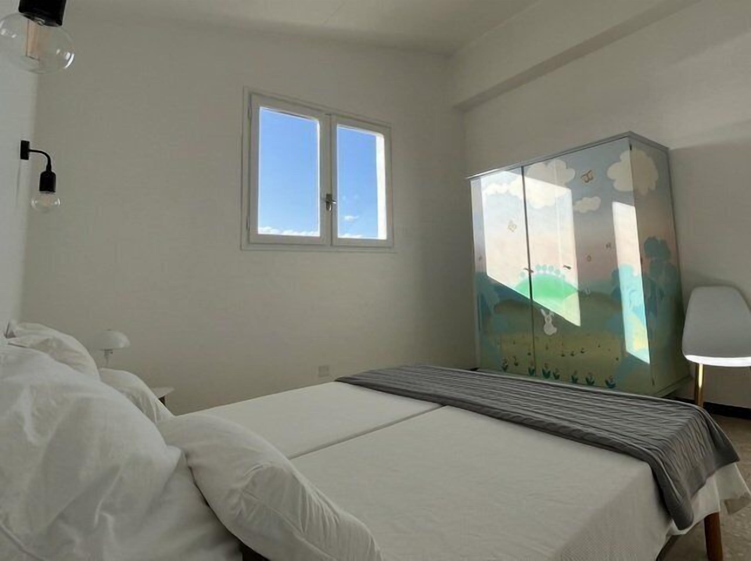 2 bedrooms
