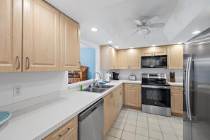 Oven, stovetop, coffee/tea maker, toaster