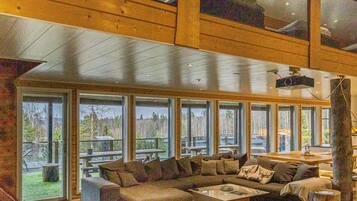 Fernseher, DVD-Player