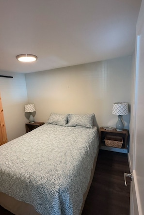 2 bedrooms, travel cot, free WiFi