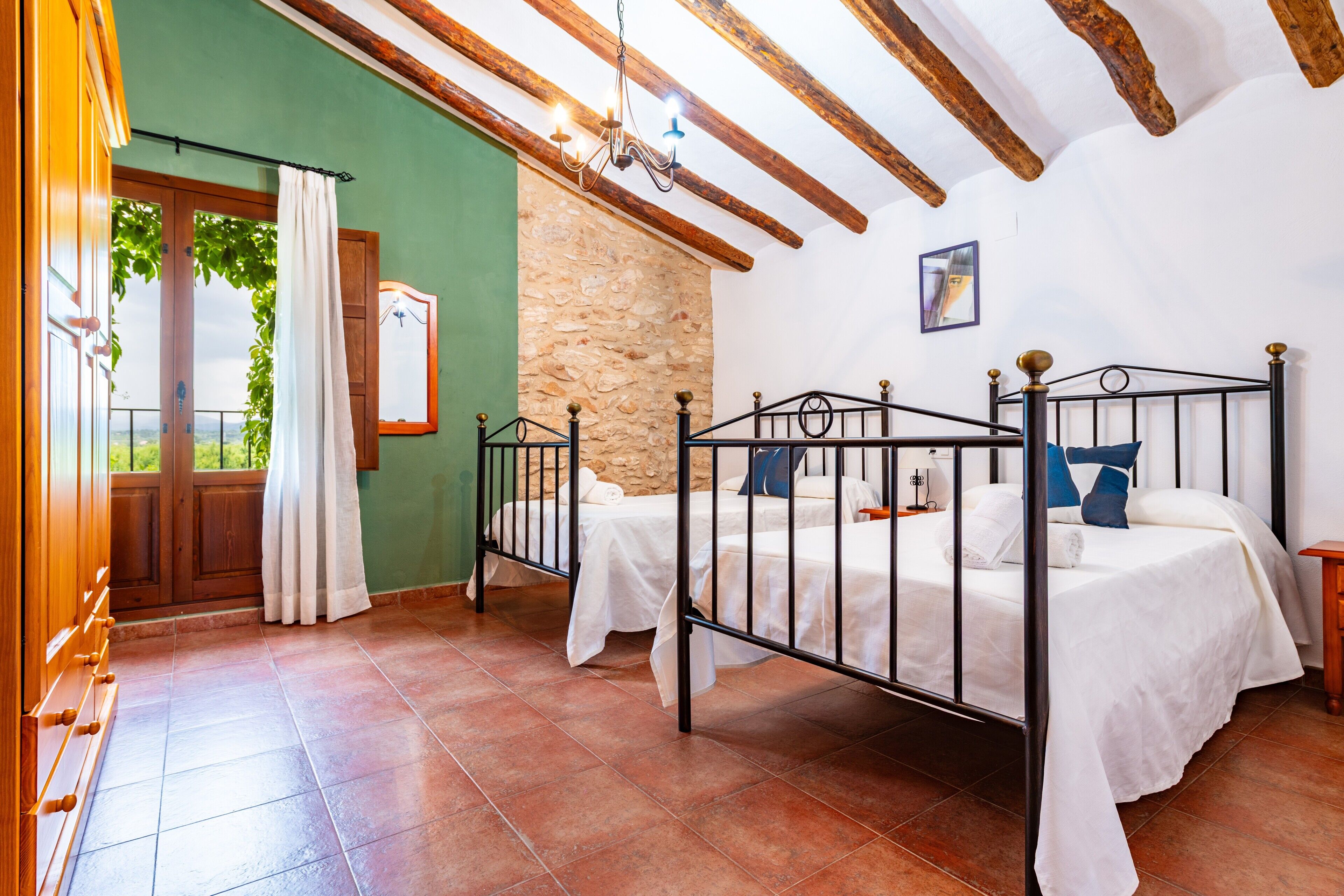 5 Schlafzimmer, Bügeleisen/Bügelbrett, Bettwäsche, Rollstuhlgeeignet