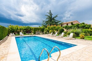 Pool - Country House 'El Catala' with Mountain View, Private Pool and Air Conditioning (Vall D' Alba- Castellón)