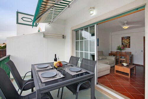 Appartement "Casa Oliveira" avec vue sur la mer, terrasse privée et Wi-Fi