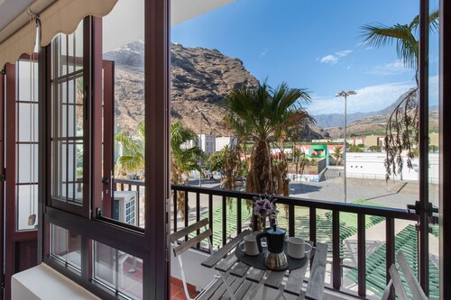 Appartement 'Orion Beach' avec vue sur la mer, terrasse privée et Wi-Fi