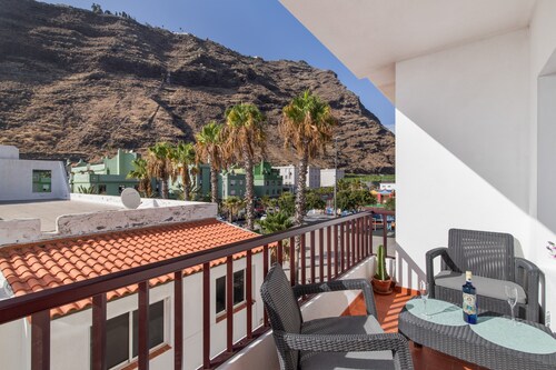 Appartement 'Orion Beach' avec vue sur la mer, terrasse privée et Wi-Fi